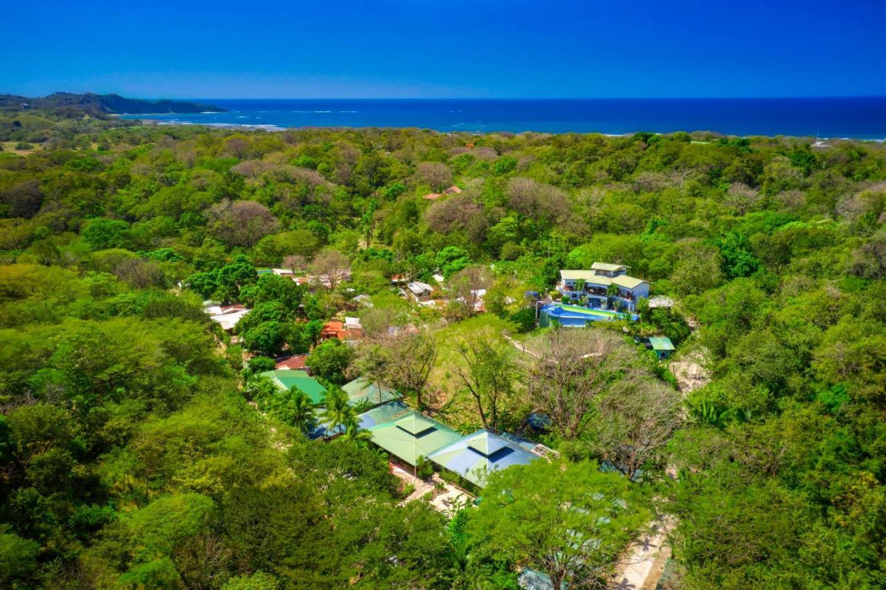 Jungle'S Edge Hotel Носара Екстериор снимка