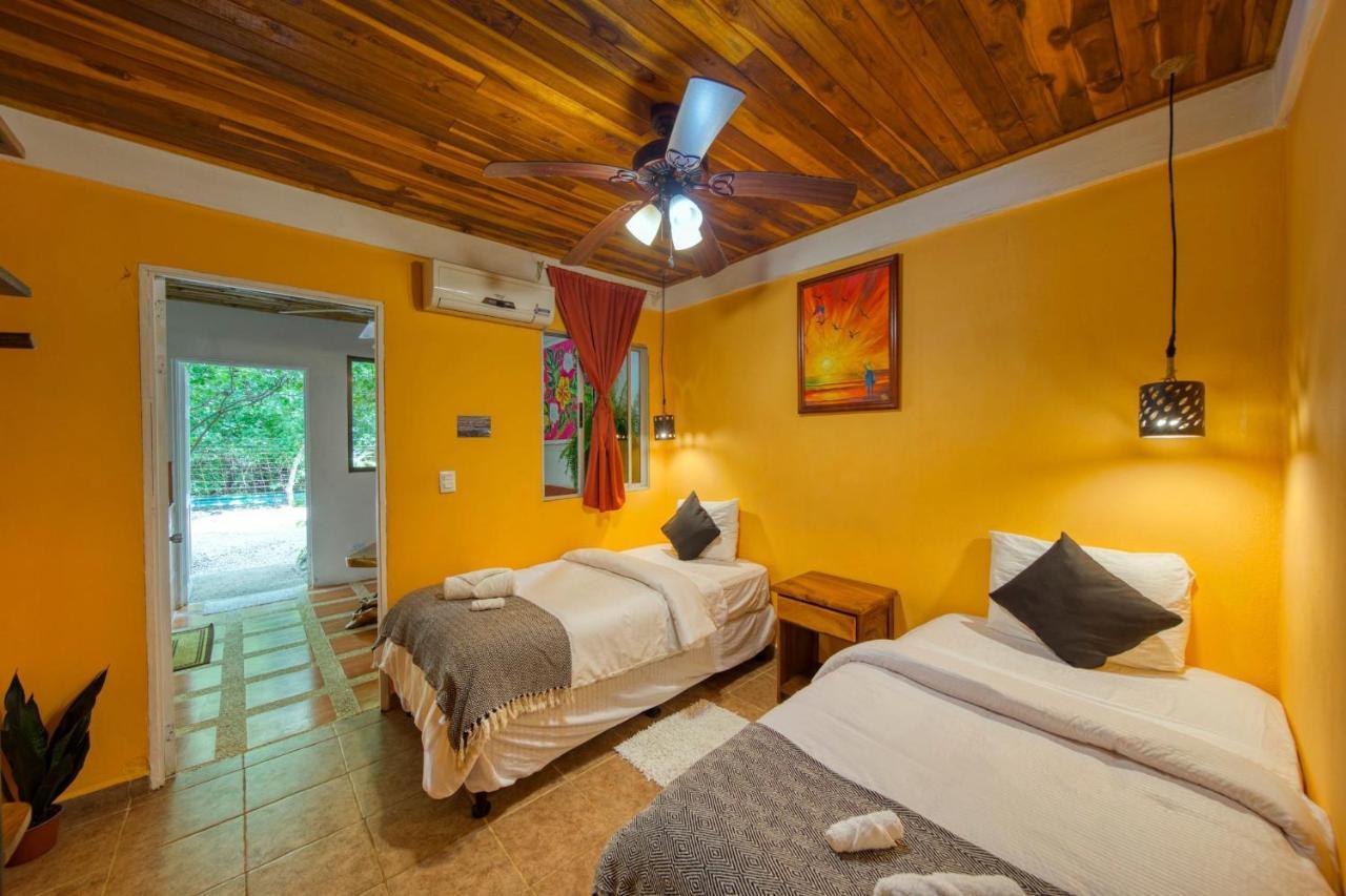 Jungle'S Edge Hotel Носара Екстериор снимка