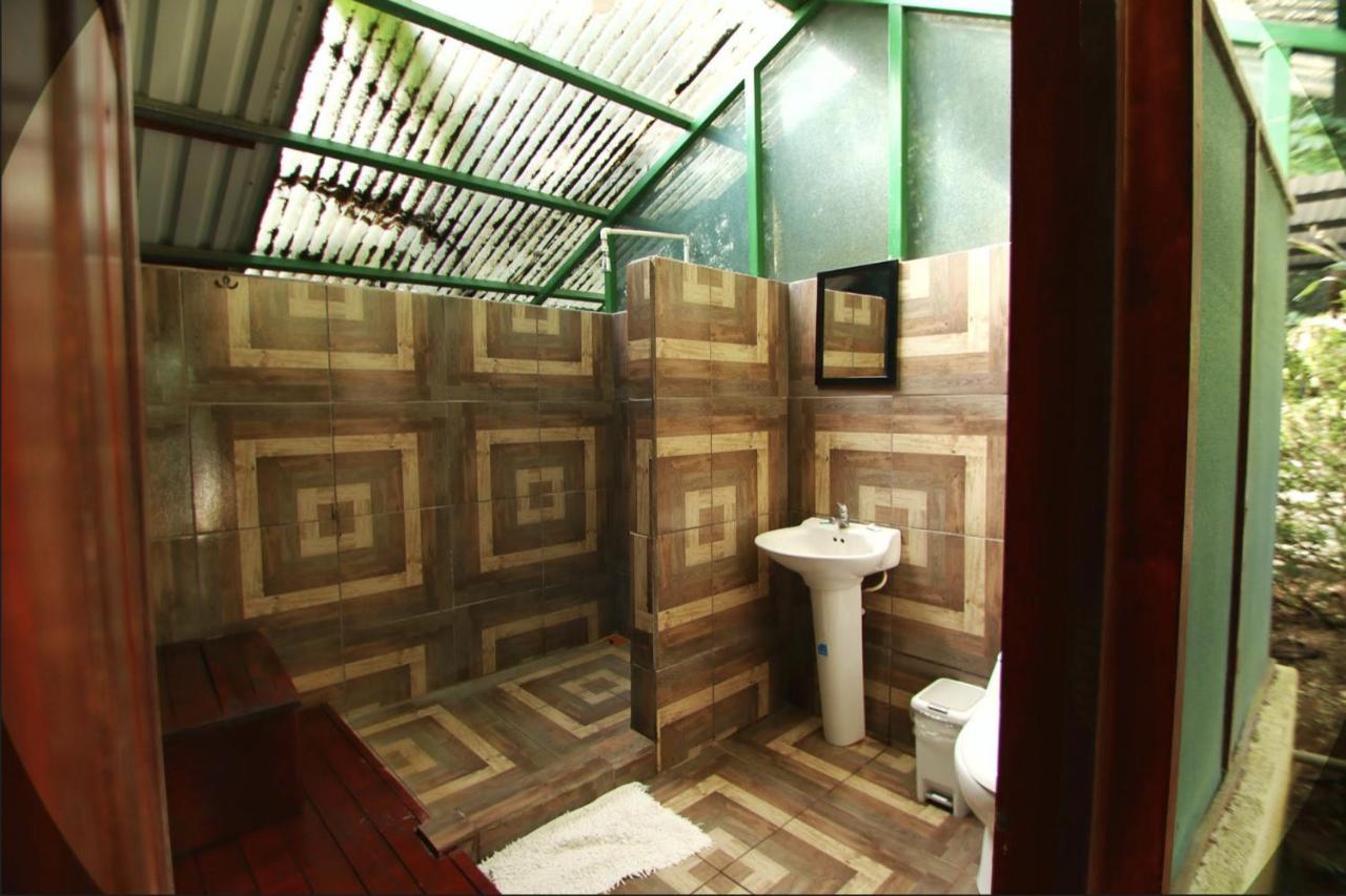 Jungle'S Edge Hotel Носара Екстериор снимка