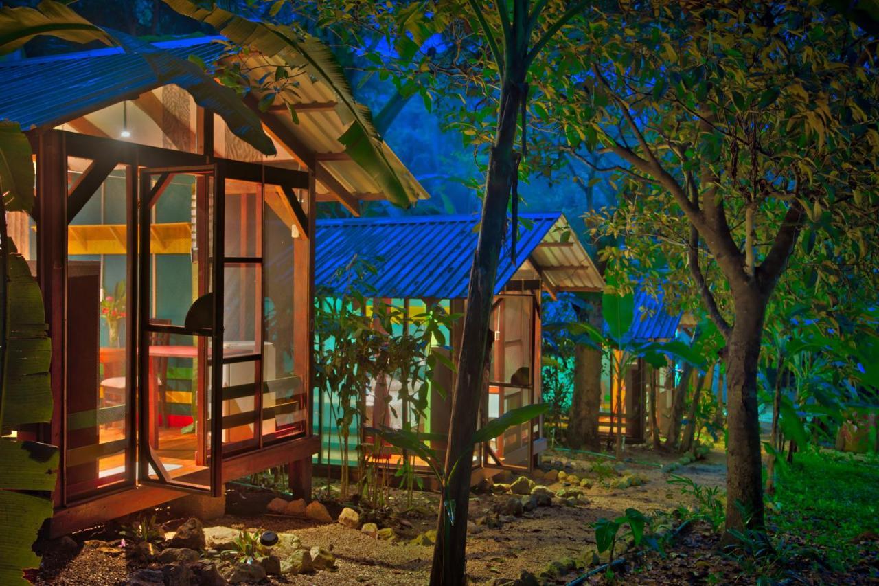 Jungle'S Edge Hotel Носара Екстериор снимка
