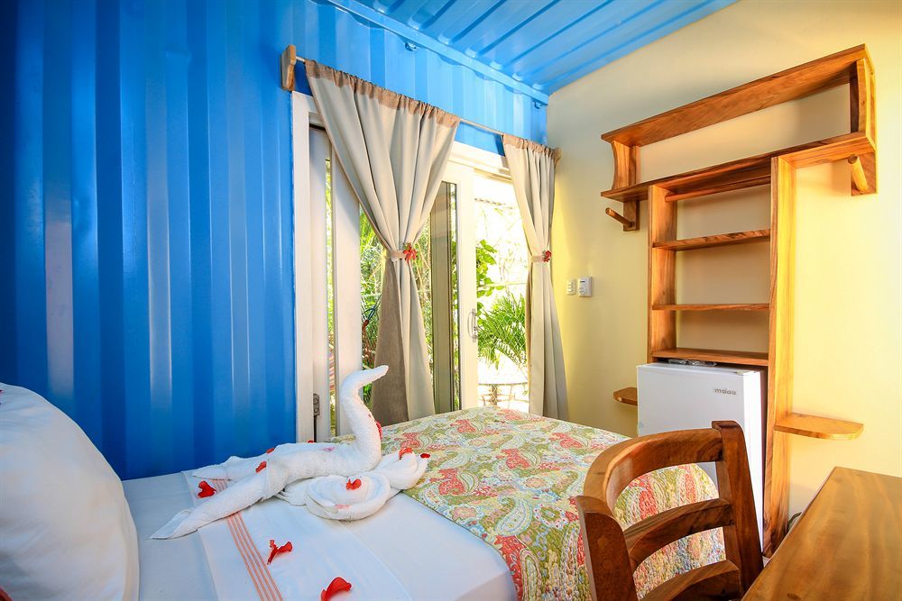 Jungle'S Edge Hotel Носара Екстериор снимка