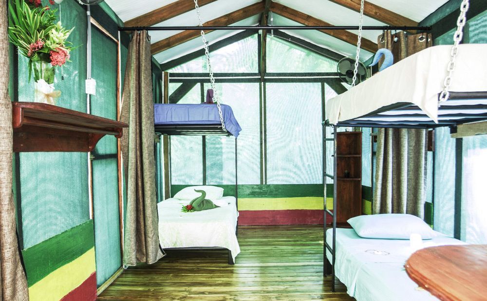 Jungle'S Edge Hotel Носара Екстериор снимка